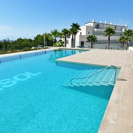 London Benidorm * フィネストラット