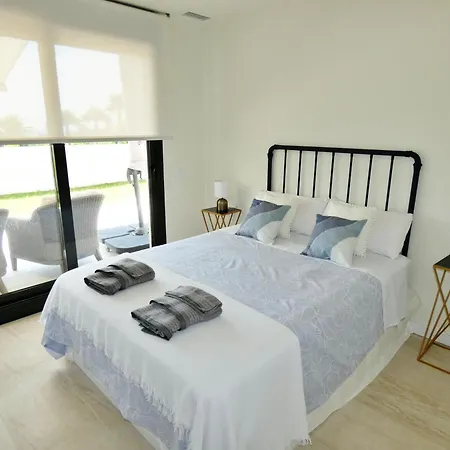 London Benidorm フィネストラット